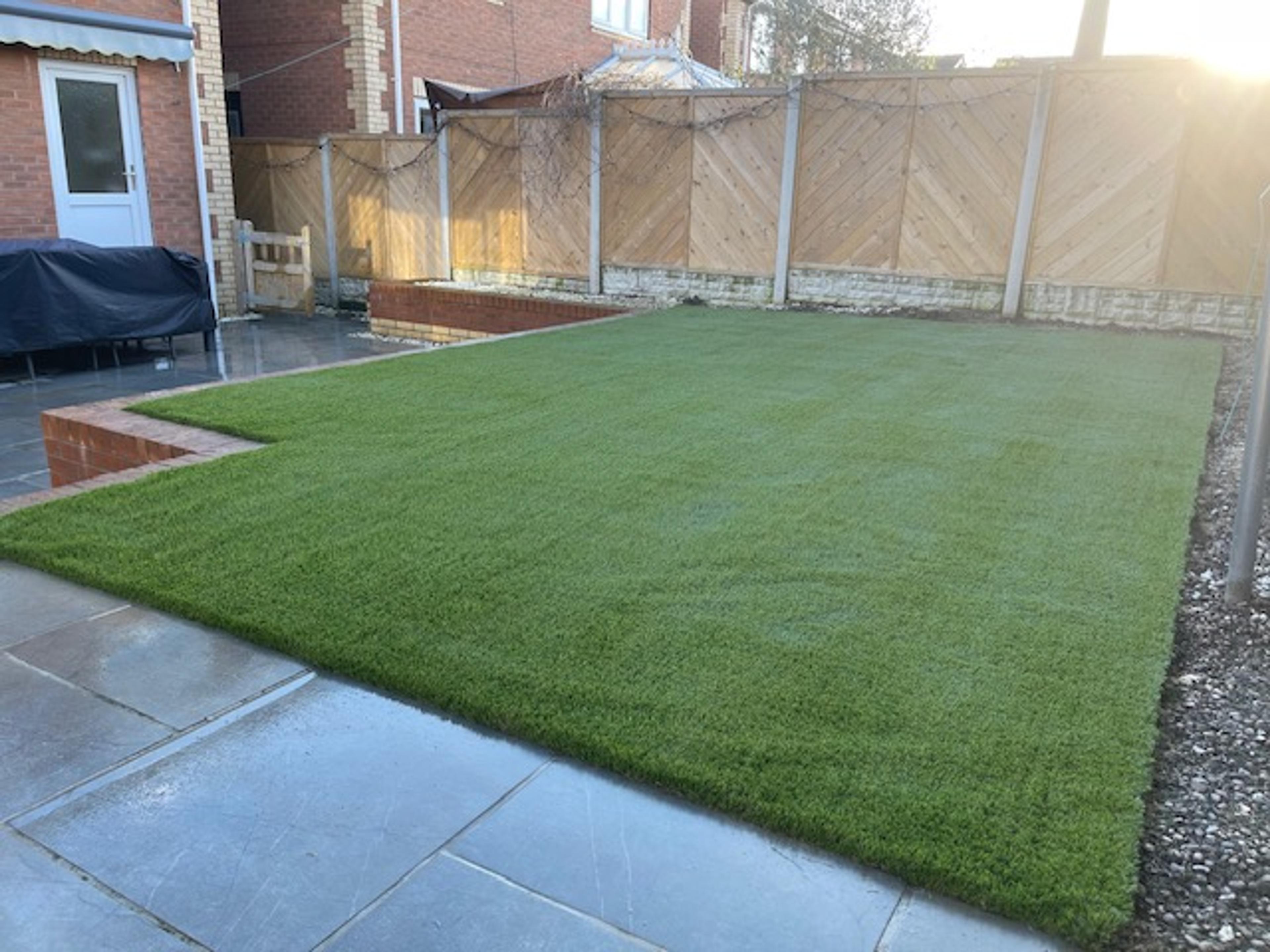 Artificial grass supply & installation Rotherham, South Yorkshire